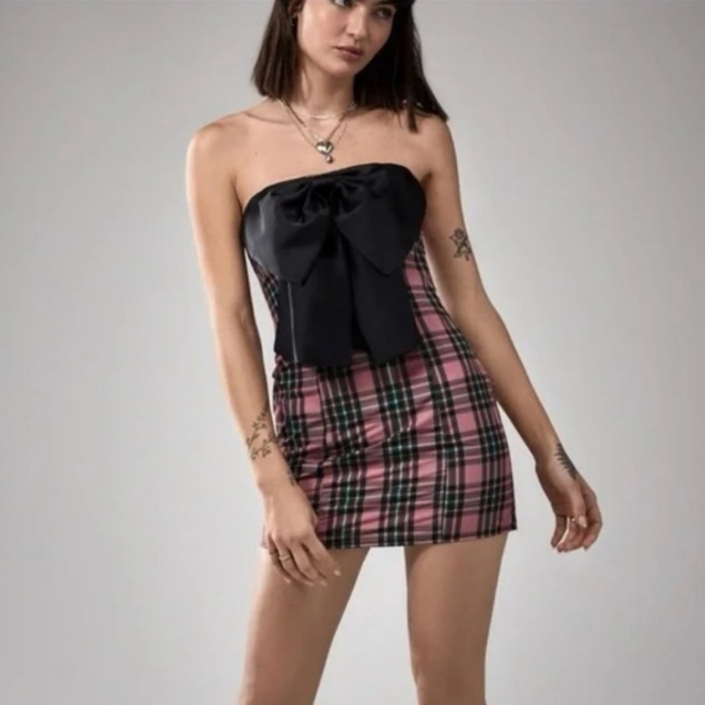 Kimchi Blue Urban outfitters pink black plaid oversized black bow mini dress